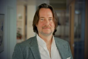 Thorsten Höllger CEO of Fortuneglobe